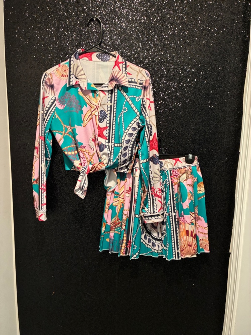 Vibrant Sea-Print Two-Piece Set in Teal & Pink